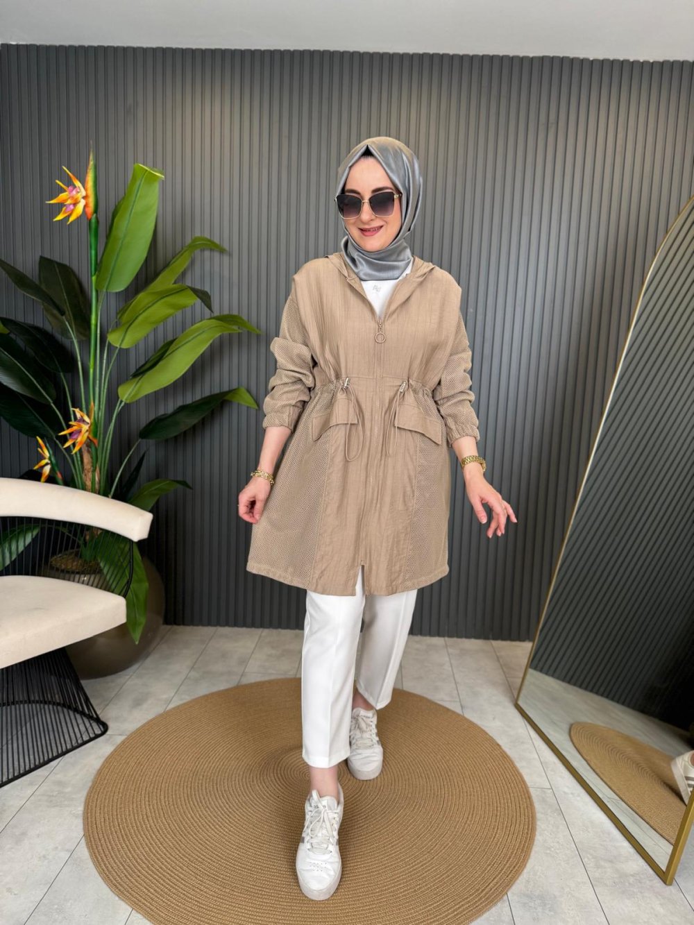 Aura File Detailed Hooded Latte Coat