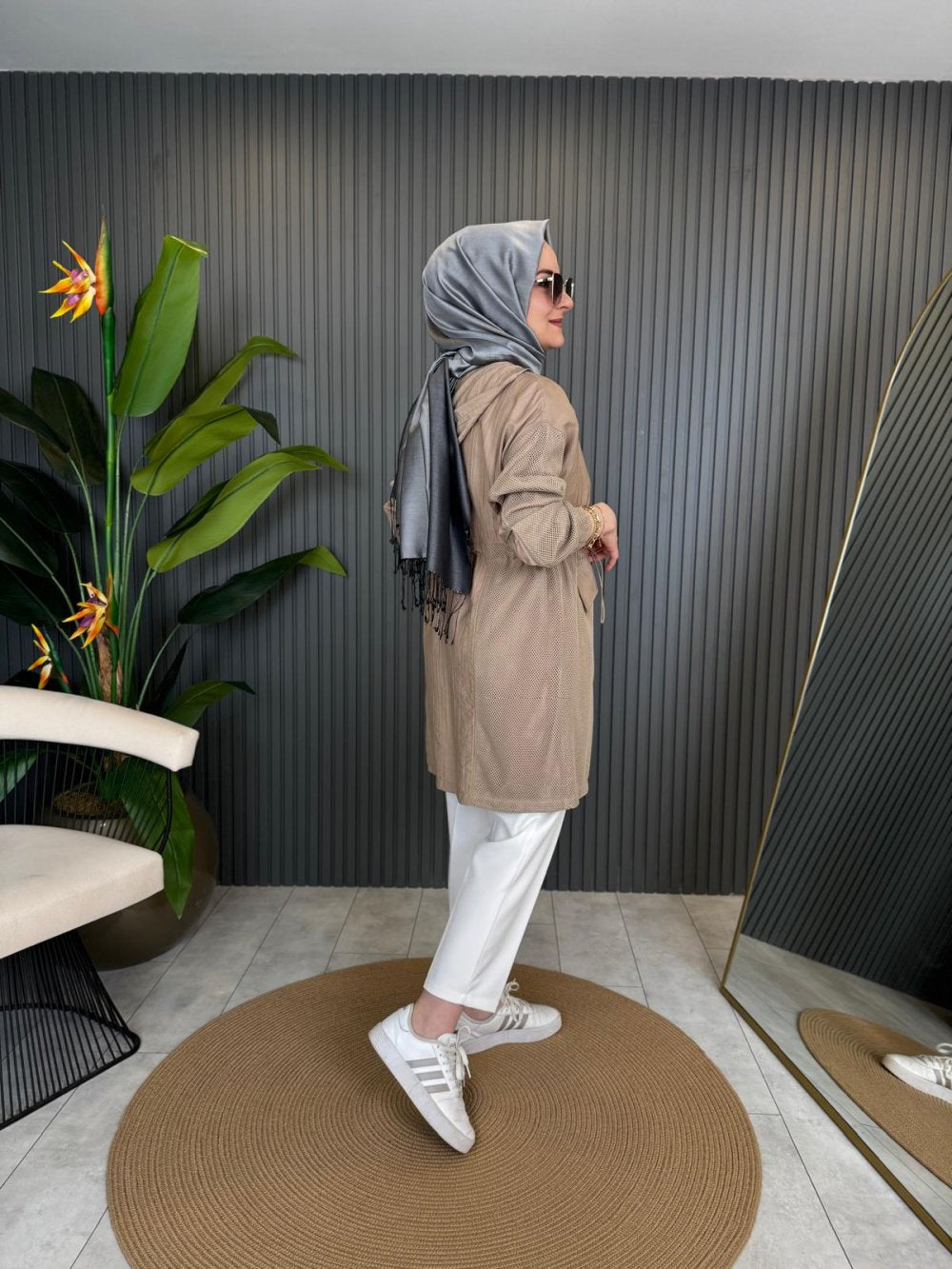 Aura File Detailed Hooded Latte Coat