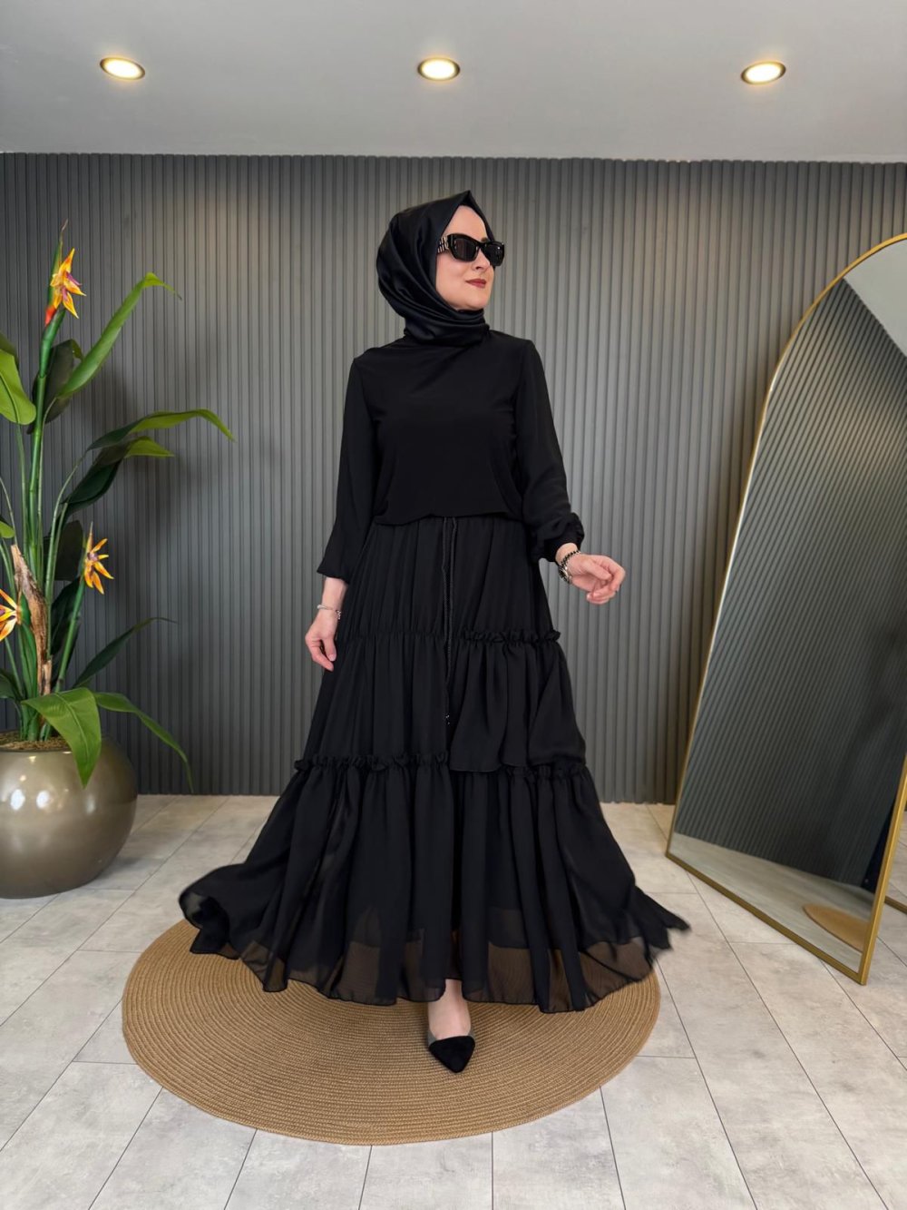 Black Skirt Set with Chiffon Sleeves