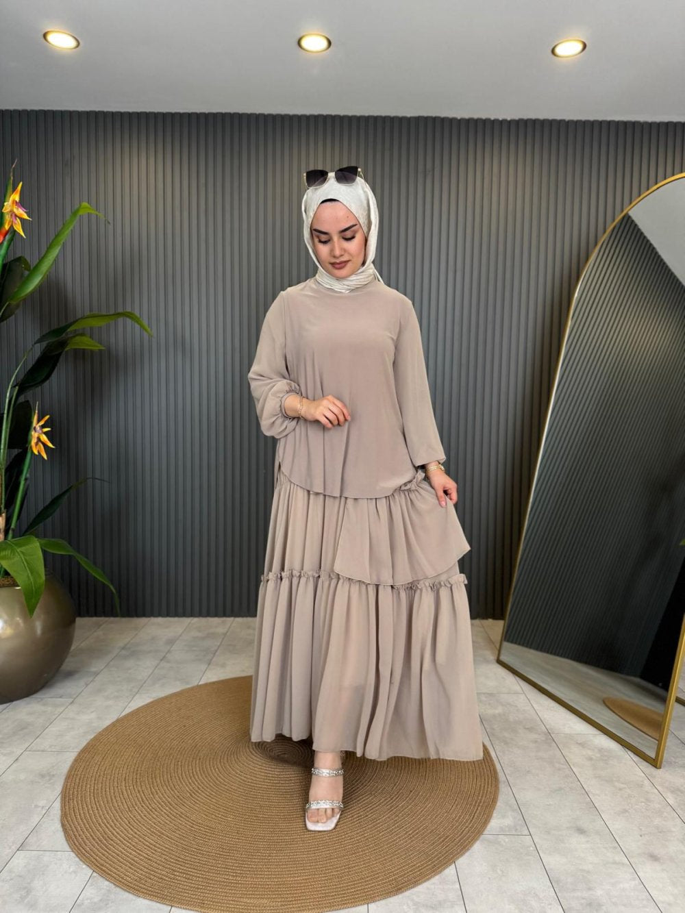 Beige Skirt Set with Chiffon Sleeve