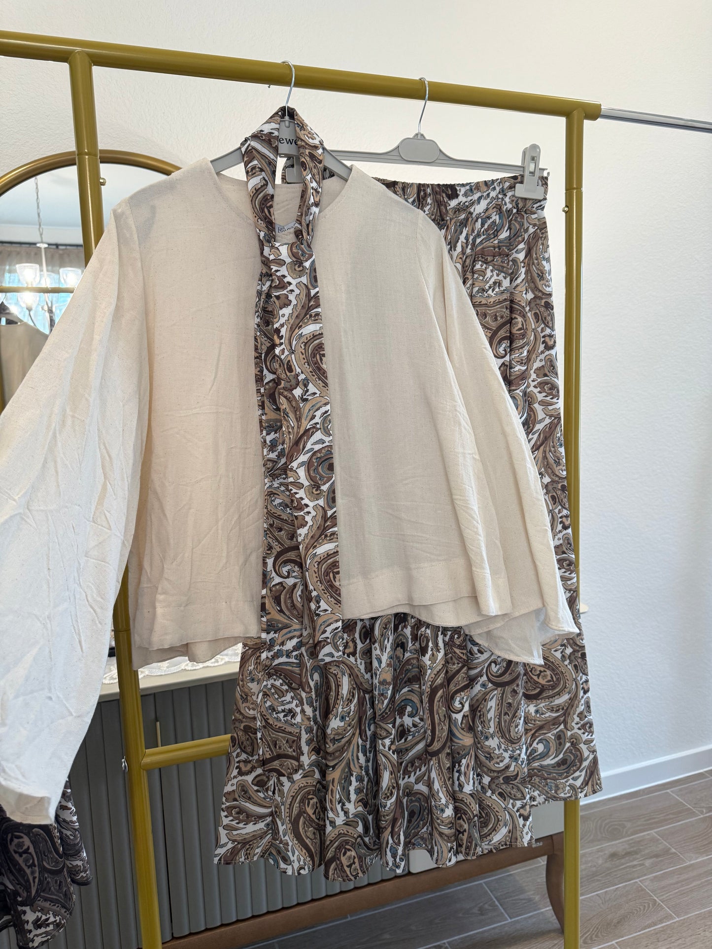 Paisley Print Two-Piece Set with Solid Top