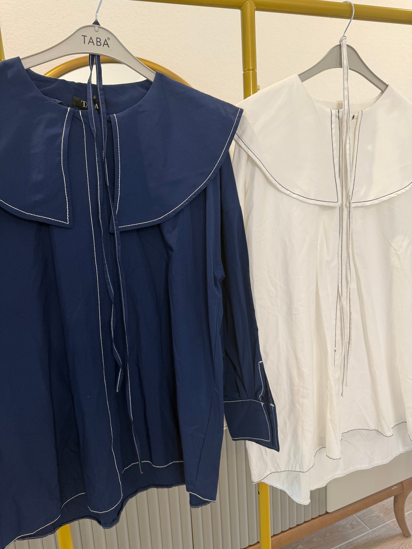 Long-sleeve blouses with oversized sailor-style collars