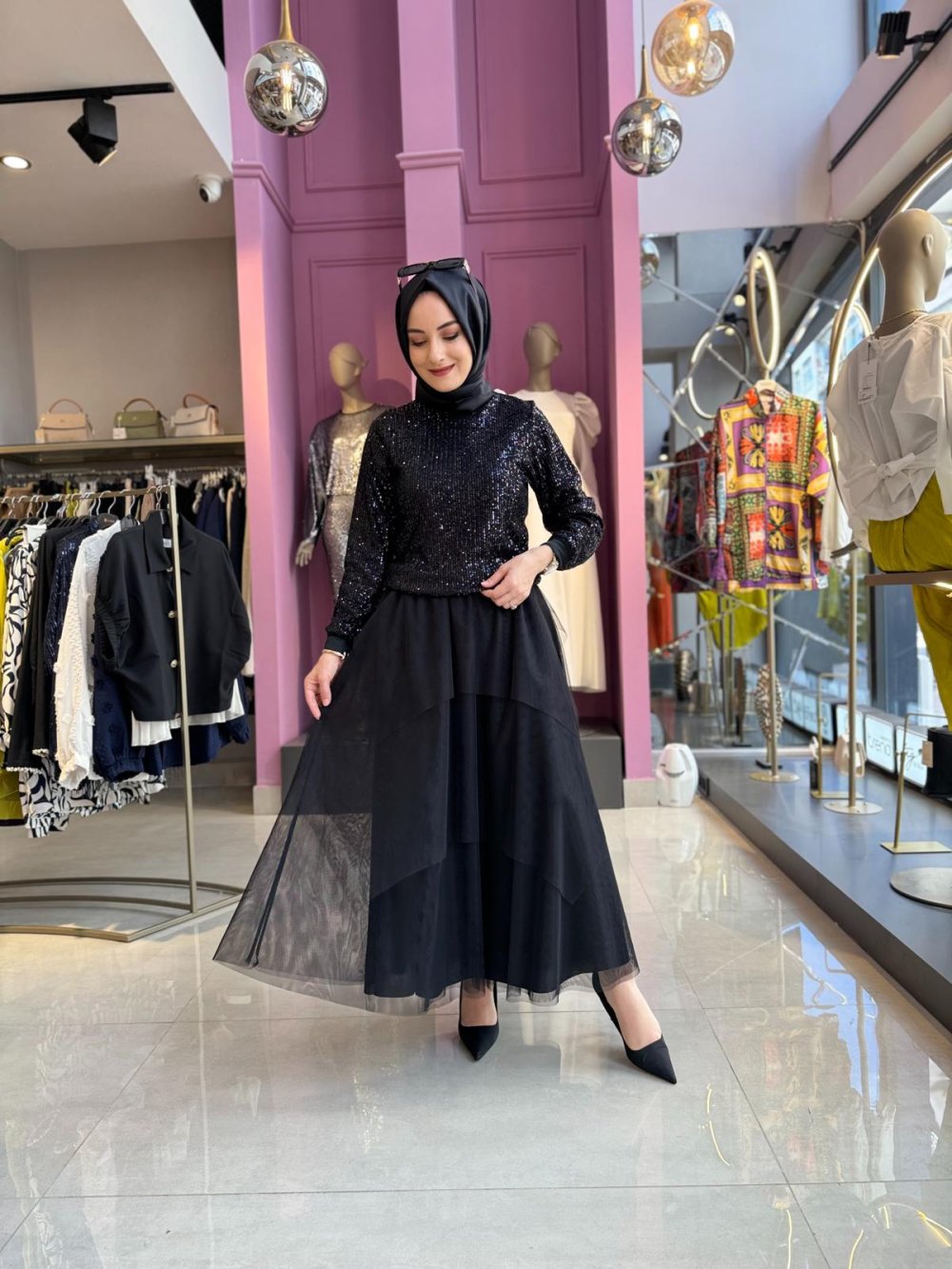 Skirted Evening Dress Set with Sequins in Black