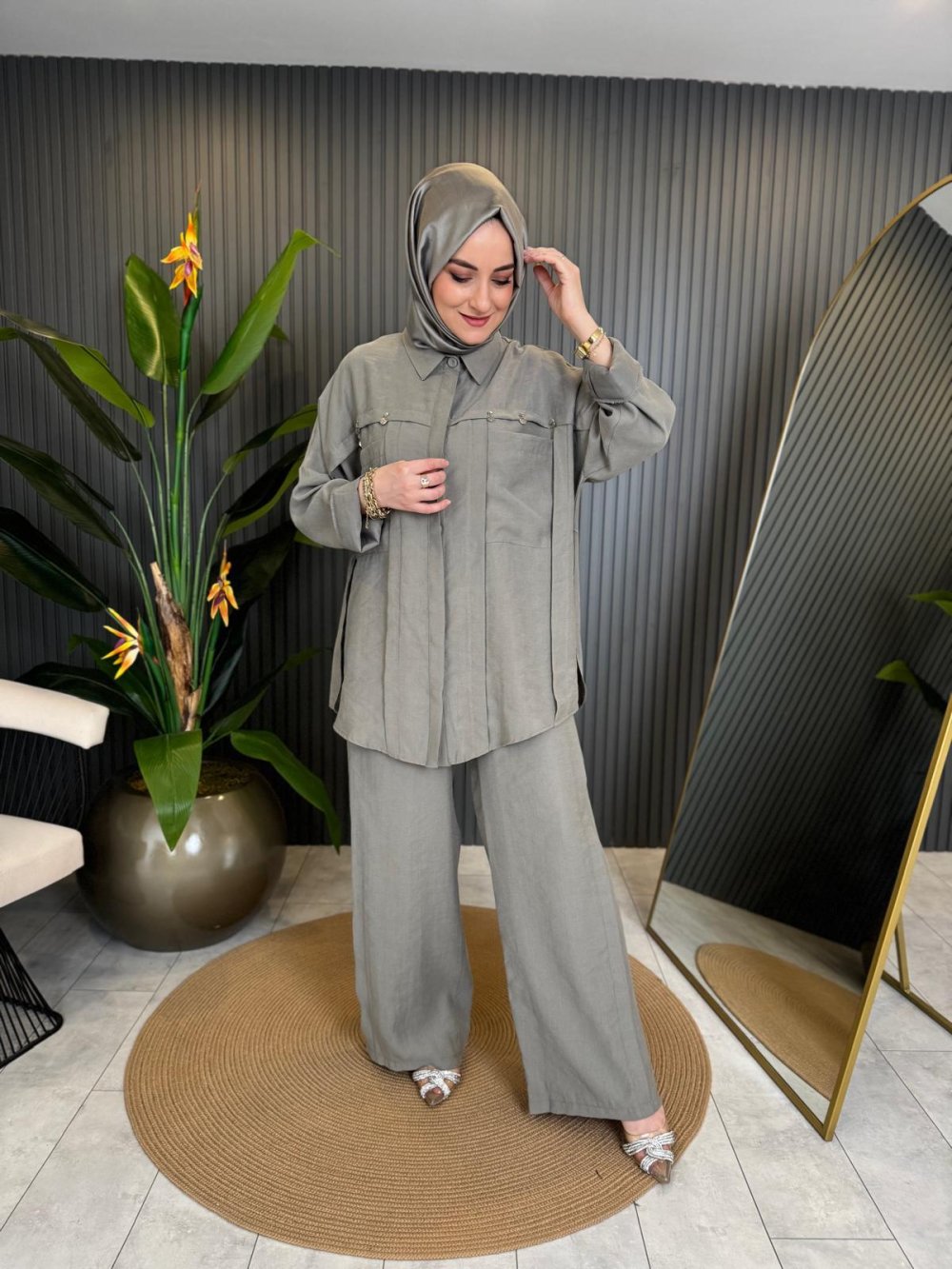 Gray Pants Suit with Silver Coin Embroidery