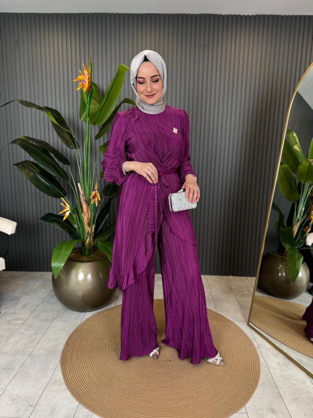 Silk Set with Waist Tie in Plum