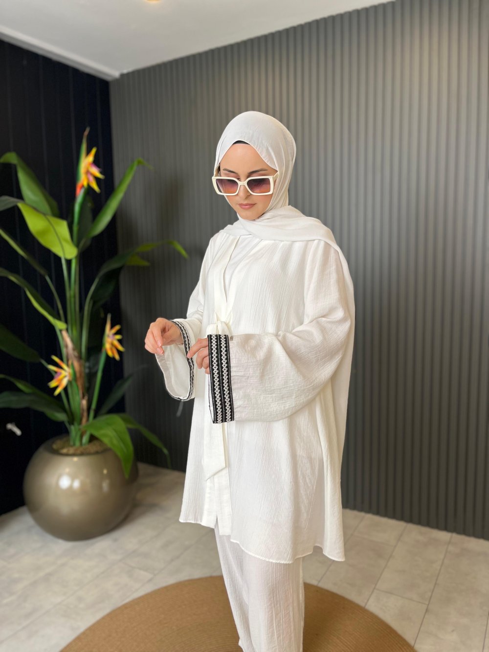 Embroidered Sleeve Pantsuit in Ecru