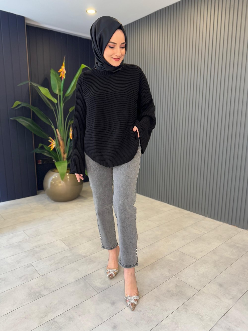 Side Slit Stone-Embellished Pants Gray