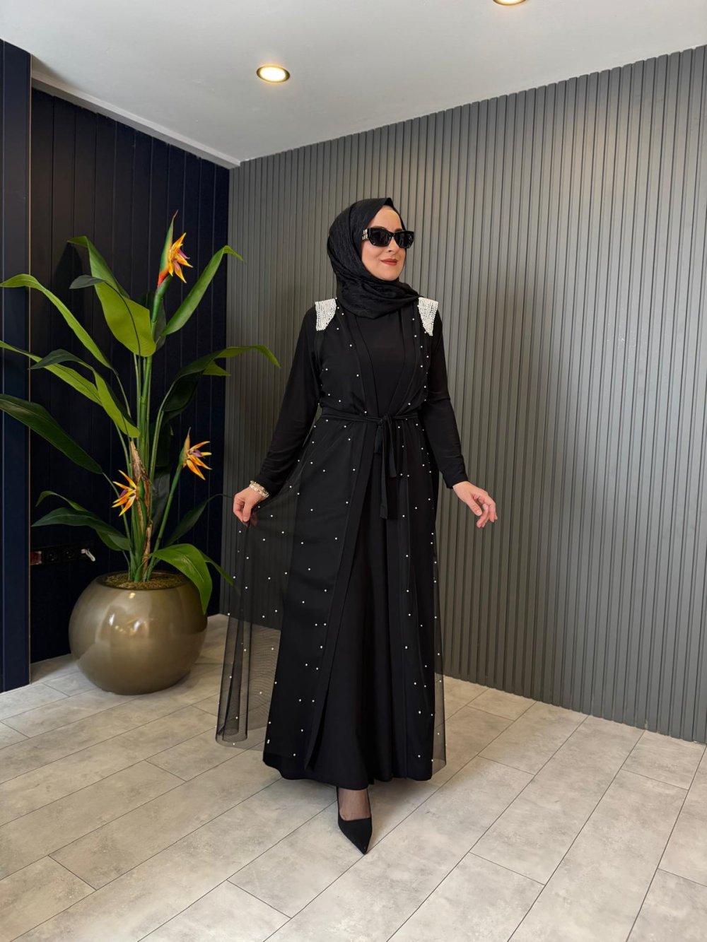 Vest with Pearl Abaya Set Black Black