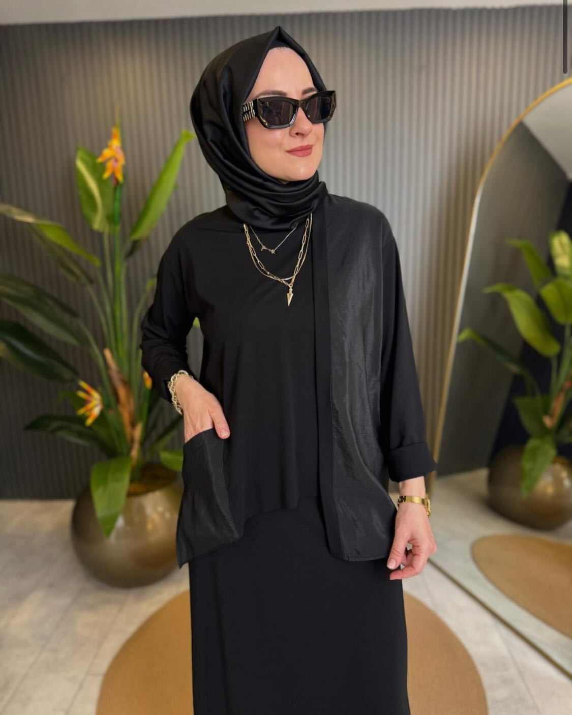 Black Skirt  and Tunic Set