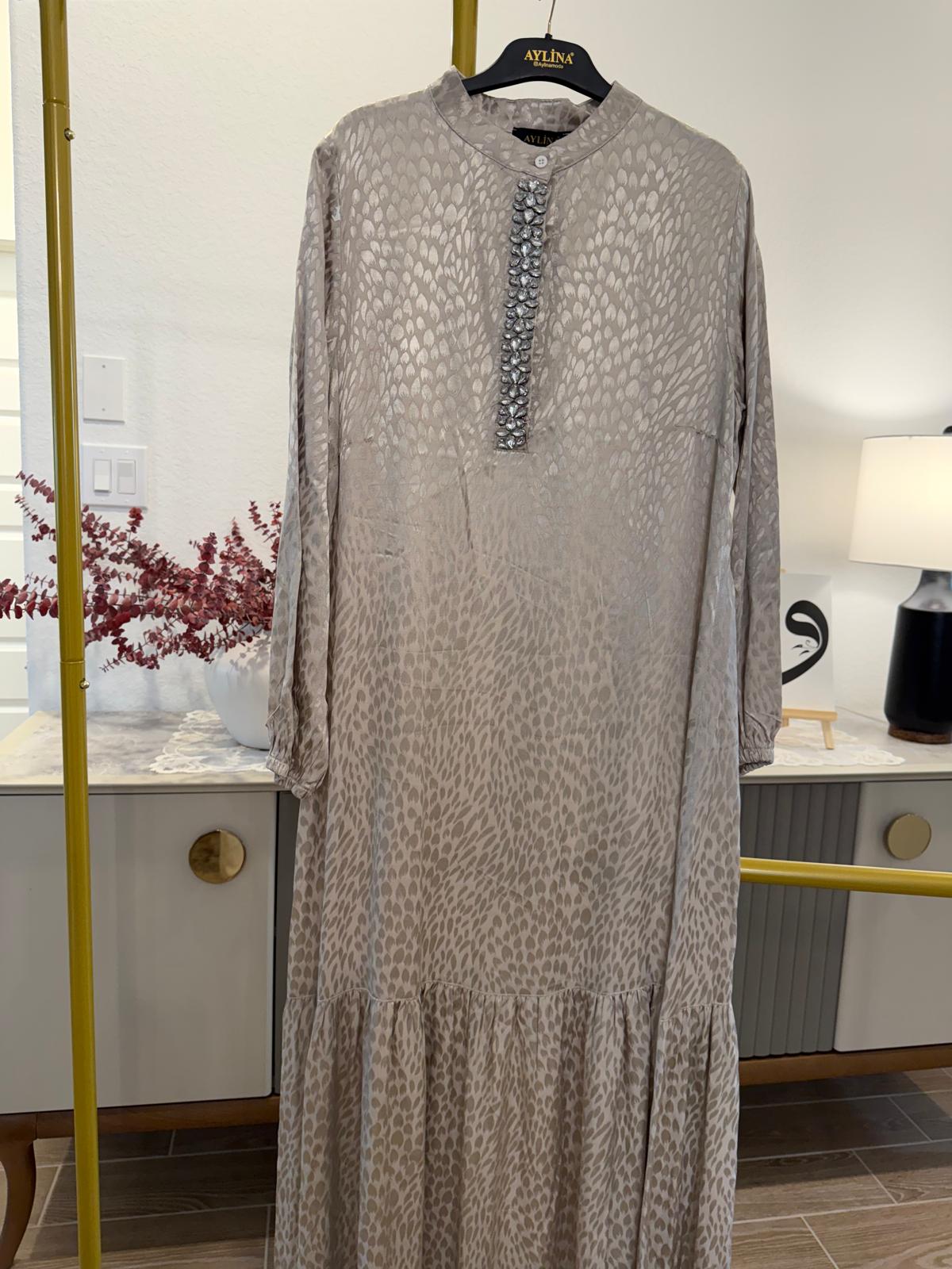 Stone Pattern Jacquard Dress