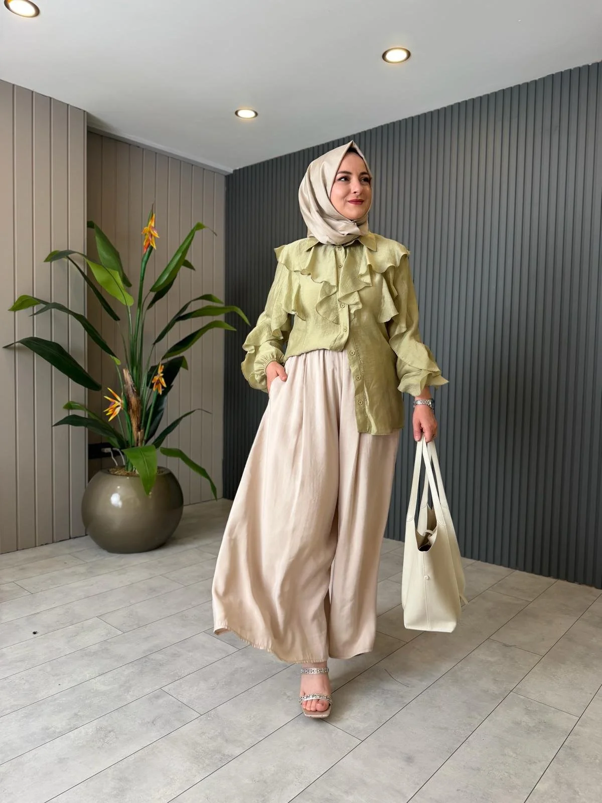Huma Skirt Style Pants - Image 2