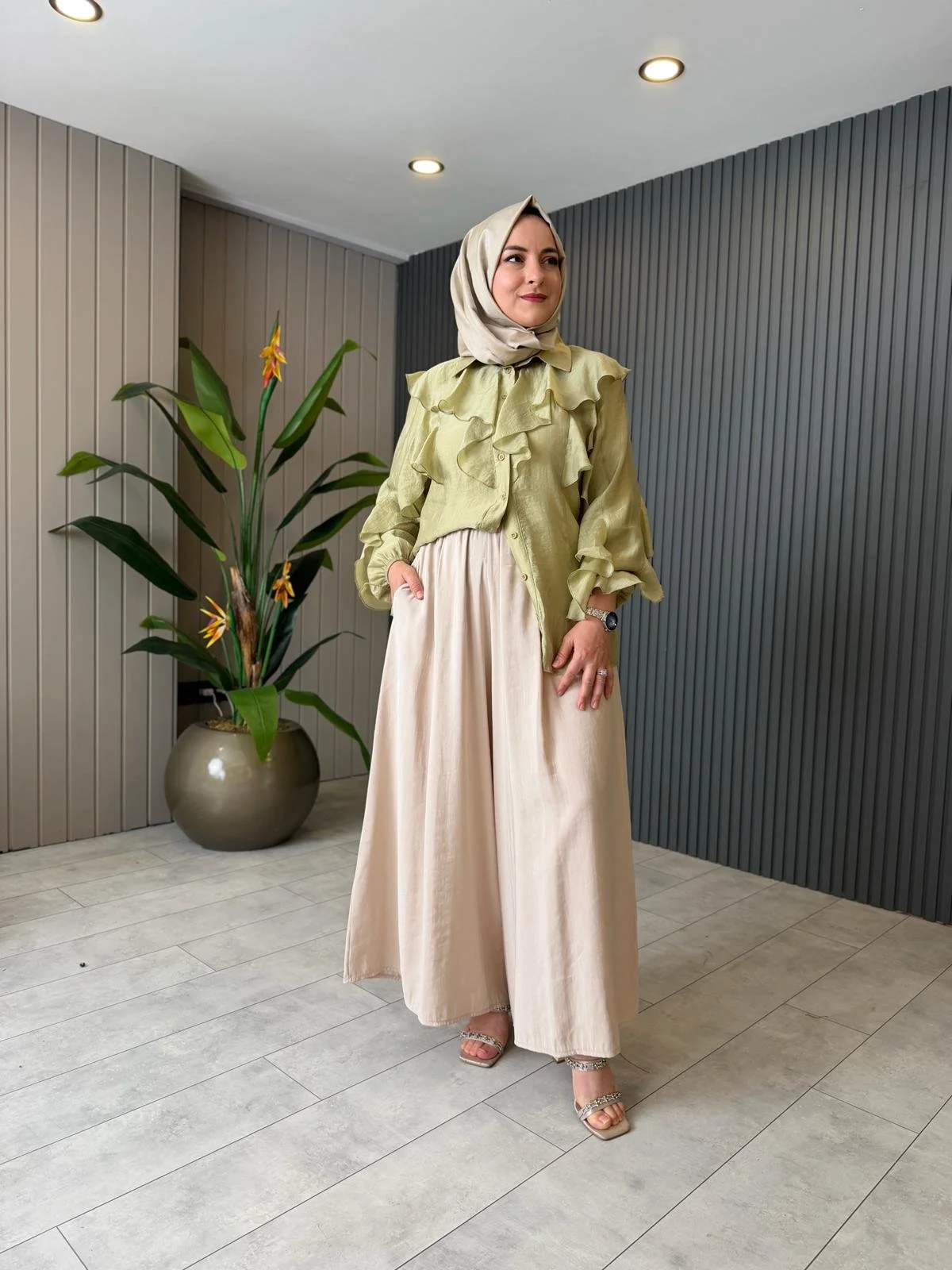 Huma Skirt Style Pants - Image 9