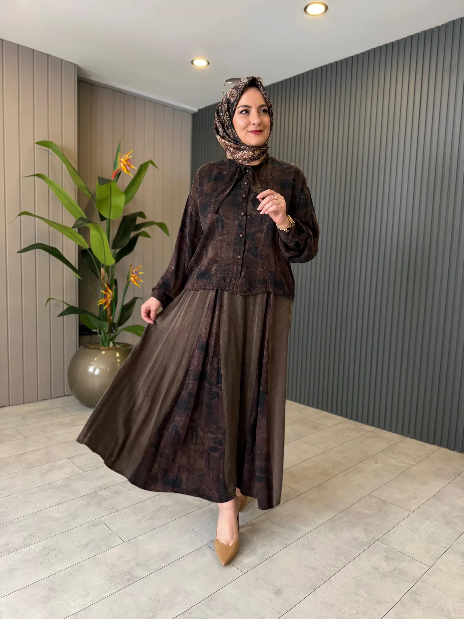 Sila Skirt Set - Image 9
